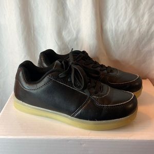 Leovera USB charging LED light up sneakers